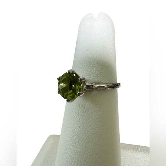 Vintage peridot ring - Picture 3 of 7